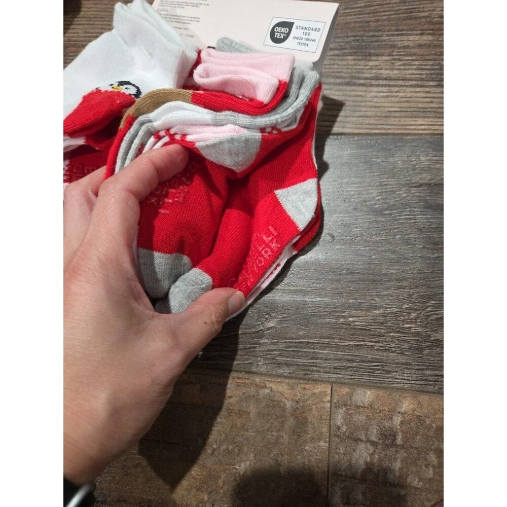 10 Pair CAPELLI CHRISTMAS SOCKS 12-24M NWT B10